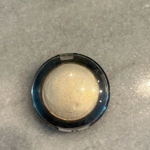 Pat McGrath Fine Gold 003 pigment